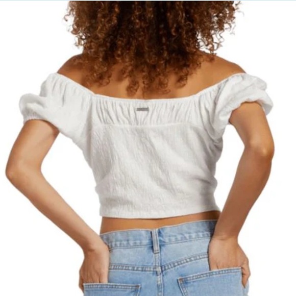 BILLABONG WOMENS
FLIRT ON KNIT OFF THE SHOULD TOP - Picture 2 of 7